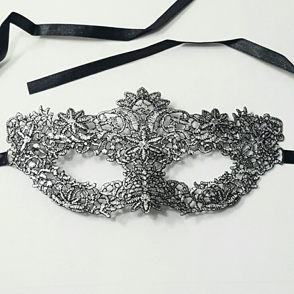⤵⤵#6 Masquerade Party Silver Venetian Lace Mask - Picture 1 of 3